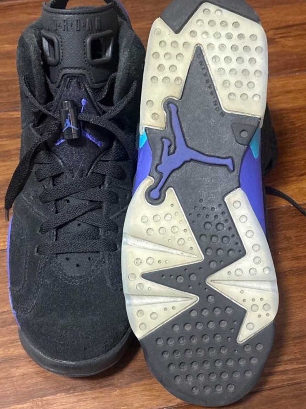 Jordan Black and Purple Men's Retro Sneakers